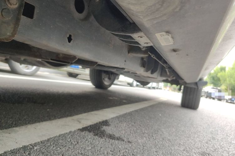 Used Ford F-150  Chassis Front Left