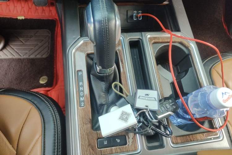 Used Ford F-150  Gear Lever