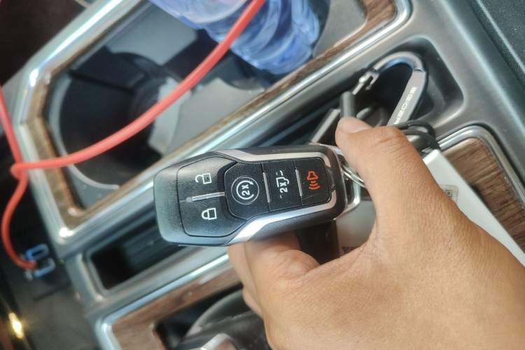 Used Ford F-150  Vehicle Key