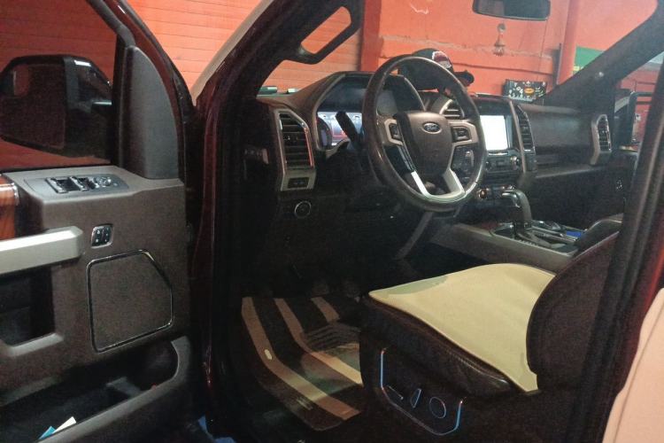 Used Ford F-150  Driver Seat
