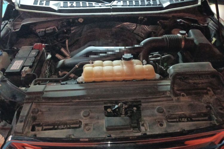 Used Ford F-150  Engine Bay