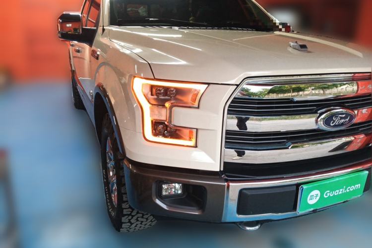 Used Ford F-150  Front Right 45 Deg