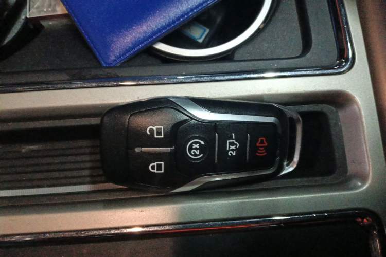 Used Ford F-150  Vehicle Key
