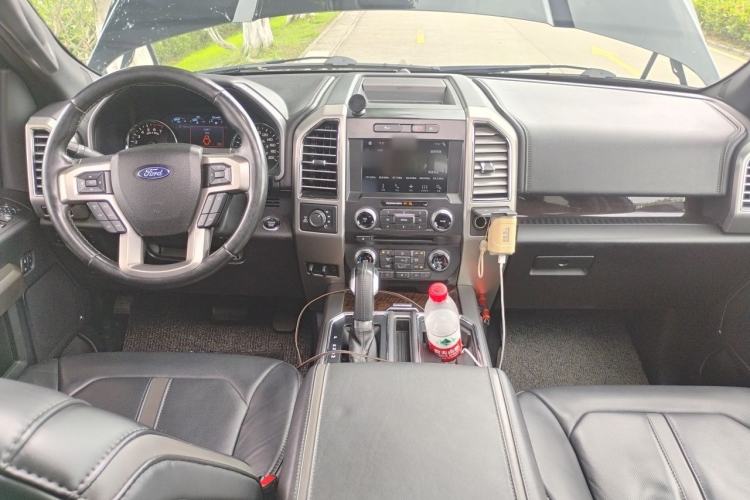 Used Ford F-150  Center Console