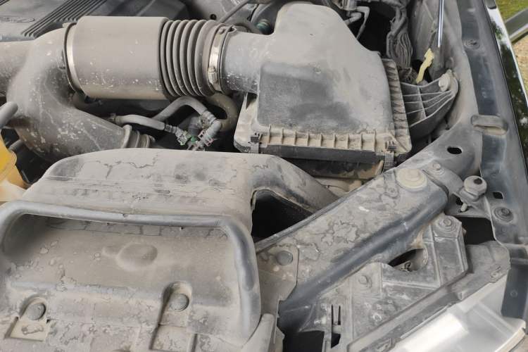 Used Ford F-150  Engine Bay Left