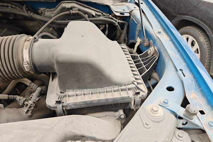 Used Ford F-150  Engine Bay Left