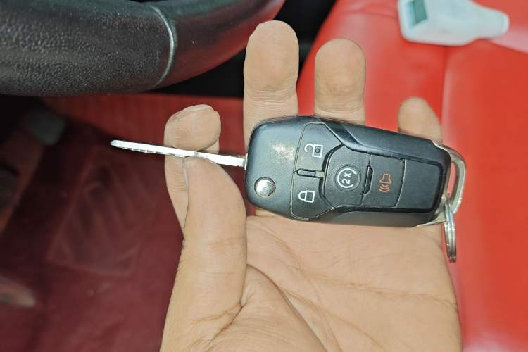 Used Ford F-150  Vehicle Key
