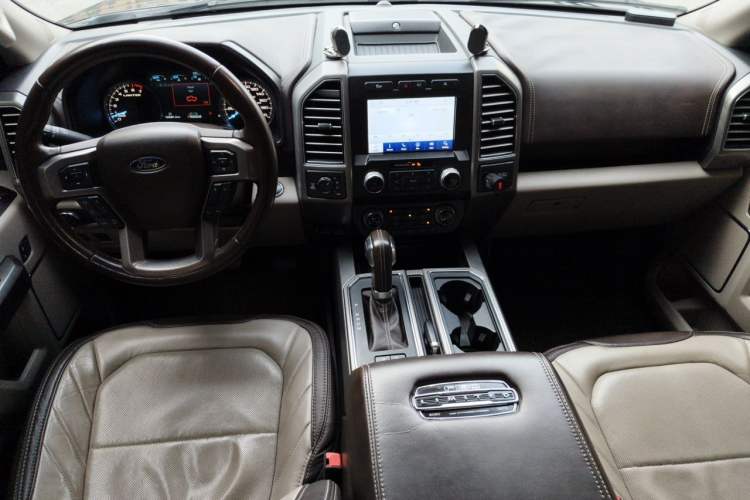 Used Ford F-150  Center Console