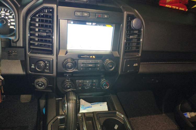 Used Ford F-150  Audio And AC Panel