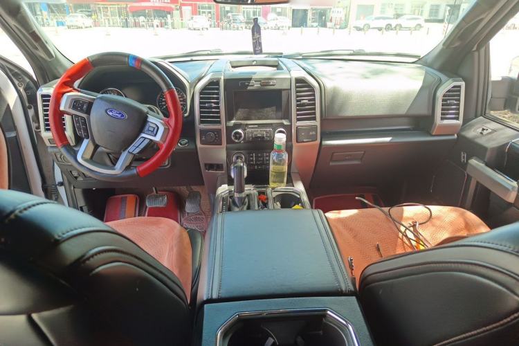 Used Ford F-150  Center Console