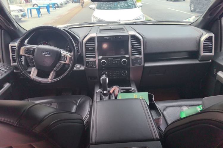 Used Ford F-150  Center Console