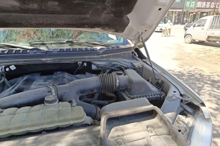 Used Ford F-150  Engine Bay Left