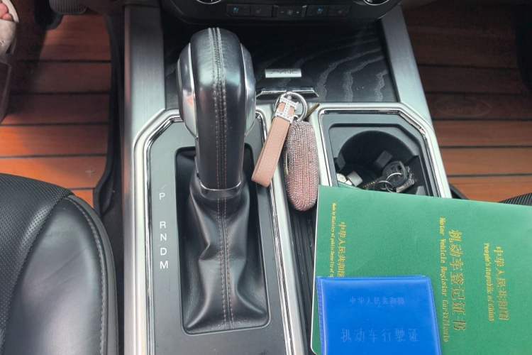 Used Ford F-150  Gear Lever