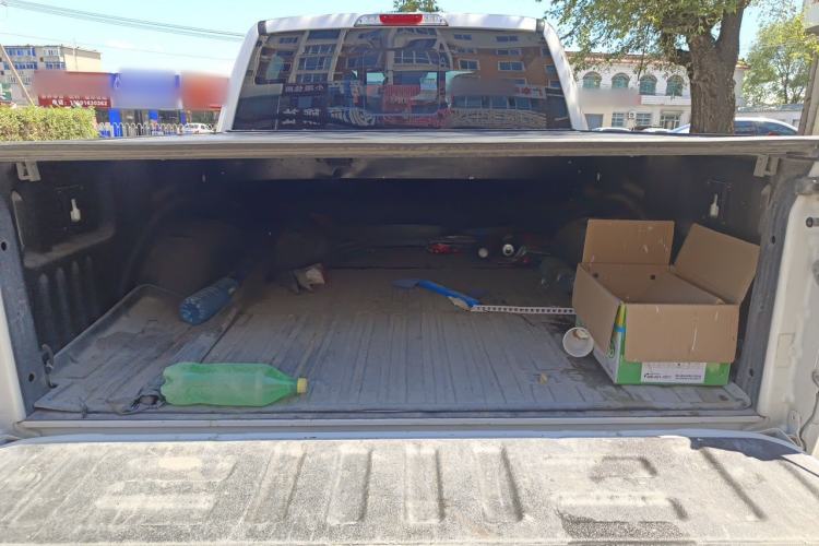 Used Ford F-150  Trunk