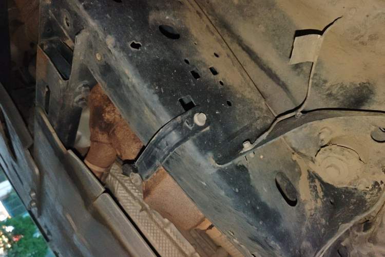 Used Ford F-150  Chassis Front Right