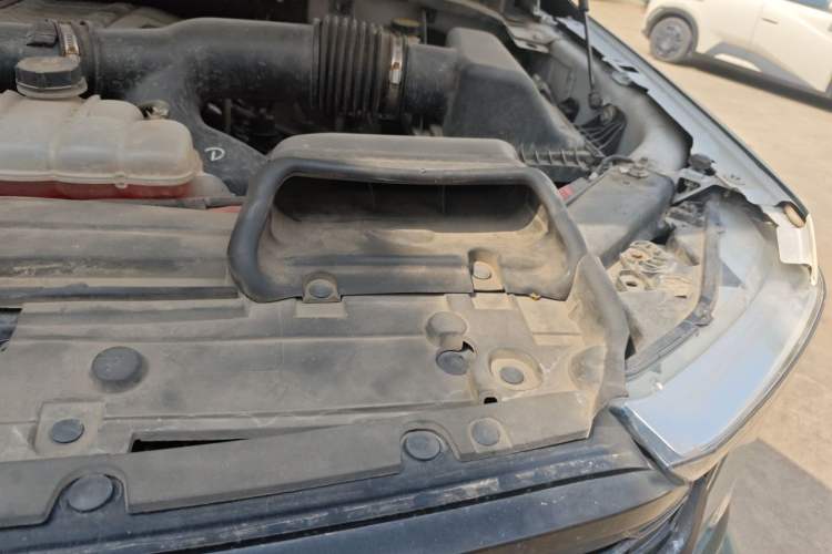 Used Ford F-150  Engine Bay Left