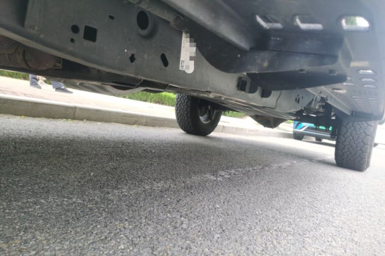 Used Ford F-150  Chassis Front Left