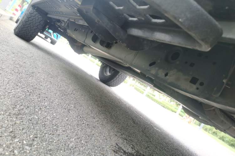 Used Ford F-150  Chassis Front Right