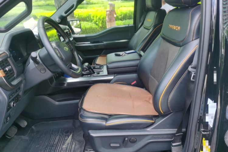 Used Ford F-150  Left Front Seat