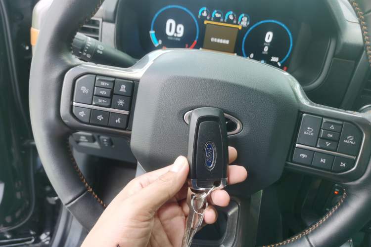 Used Ford F-150  Vehicle Key