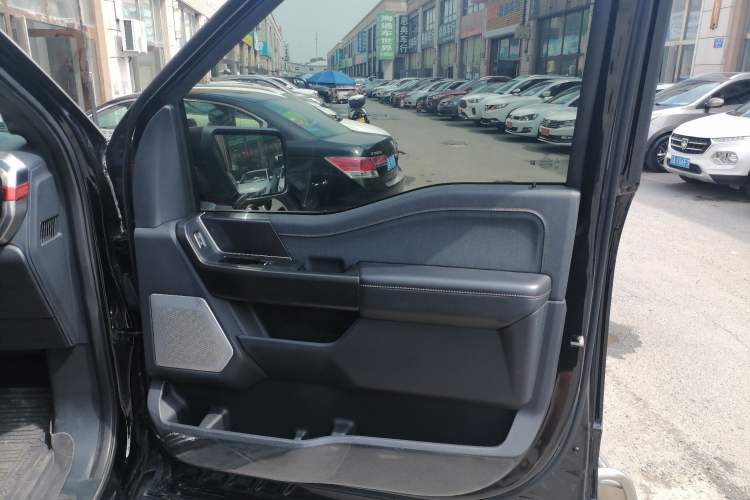 Used Ford F-150 Raptor 2023 3.5T Raptor Right Front Door Interior