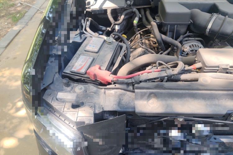 Used Ford F-150 Raptor 2011 6.2L Harley-Davidson Engine Bay Right