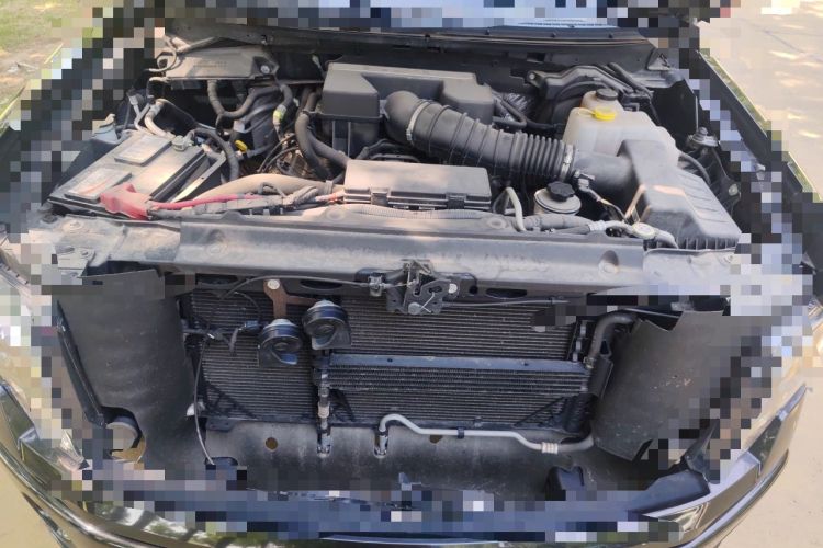 Used Ford F-150 Raptor 2011 6.2L Harley-Davidson Engine Bay