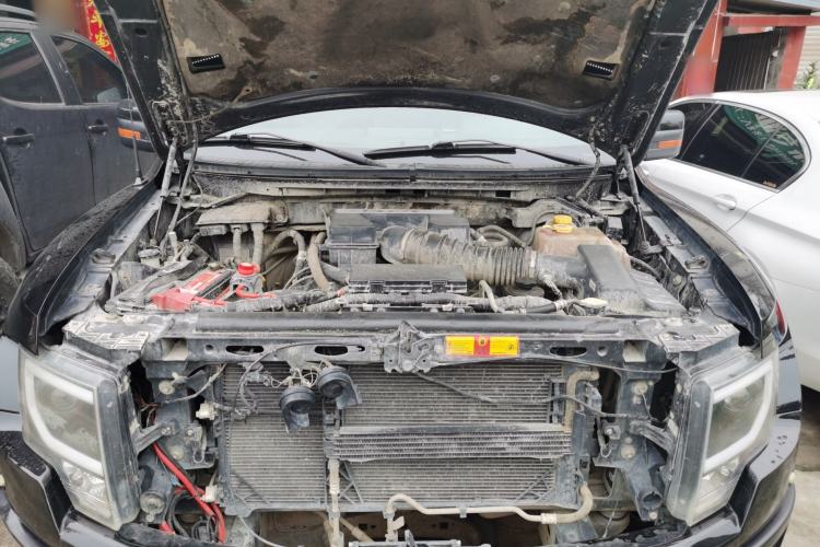 Used Ford F-150 Raptor 2011 6.2L SVT Raptor SuperCrew Engine Bay