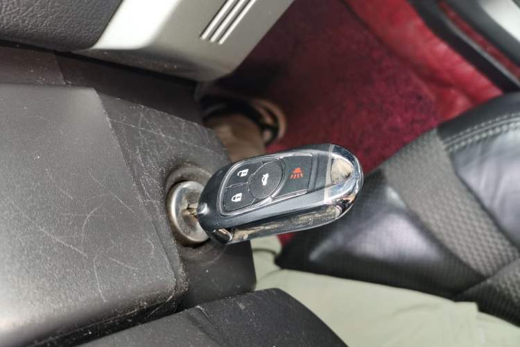 Used Ford F-150 Raptor 2011 6.2L SVT Raptor SuperCrew Vehicle Key