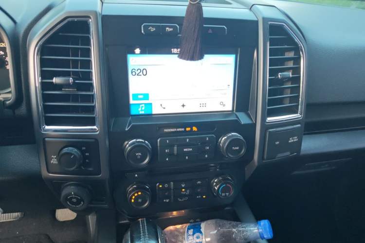 Used Ford F-150 Raptor 2011 6.2L SVT Raptor SuperCab Audio And AC Panel