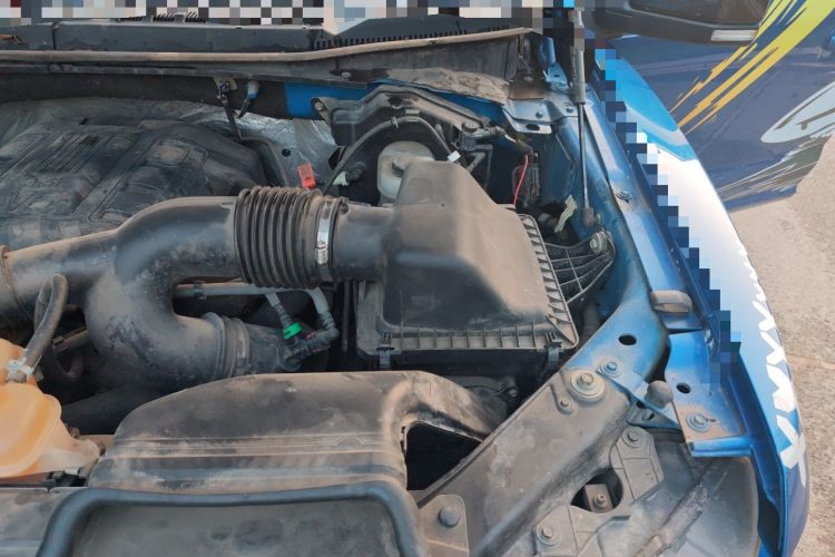 Used Ford F-150 Raptor 2011 6.2L SVT Raptor SuperCab Engine Bay Left