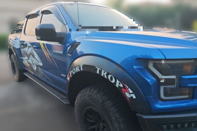 Used Ford F-150 Raptor 2011 6.2L SVT Raptor SuperCab Front Right 45 Deg