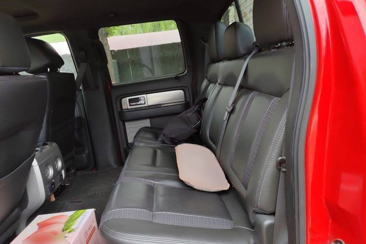Used Ford F-150 Raptor 2011 6.2L SVT Raptor SuperCrew Left Rear Seat