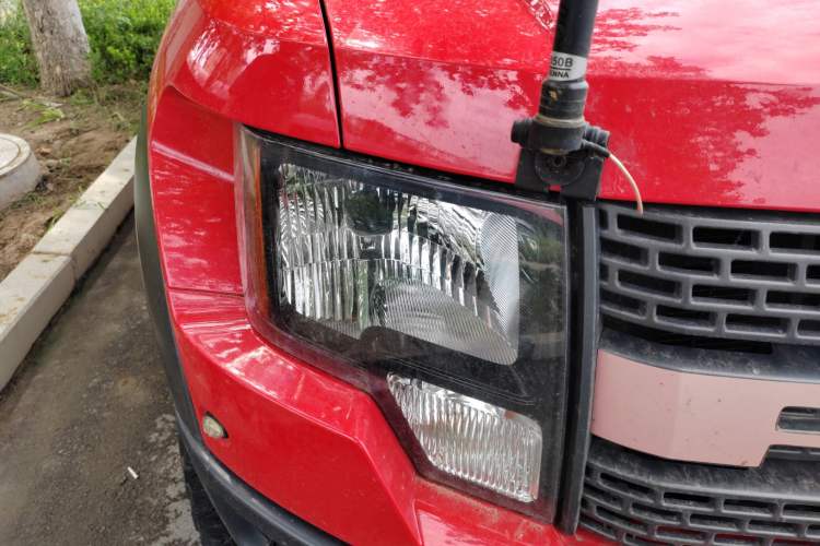 Used Ford F-150 Raptor 2011 6.2L SVT Raptor SuperCrew Right Front Headlight