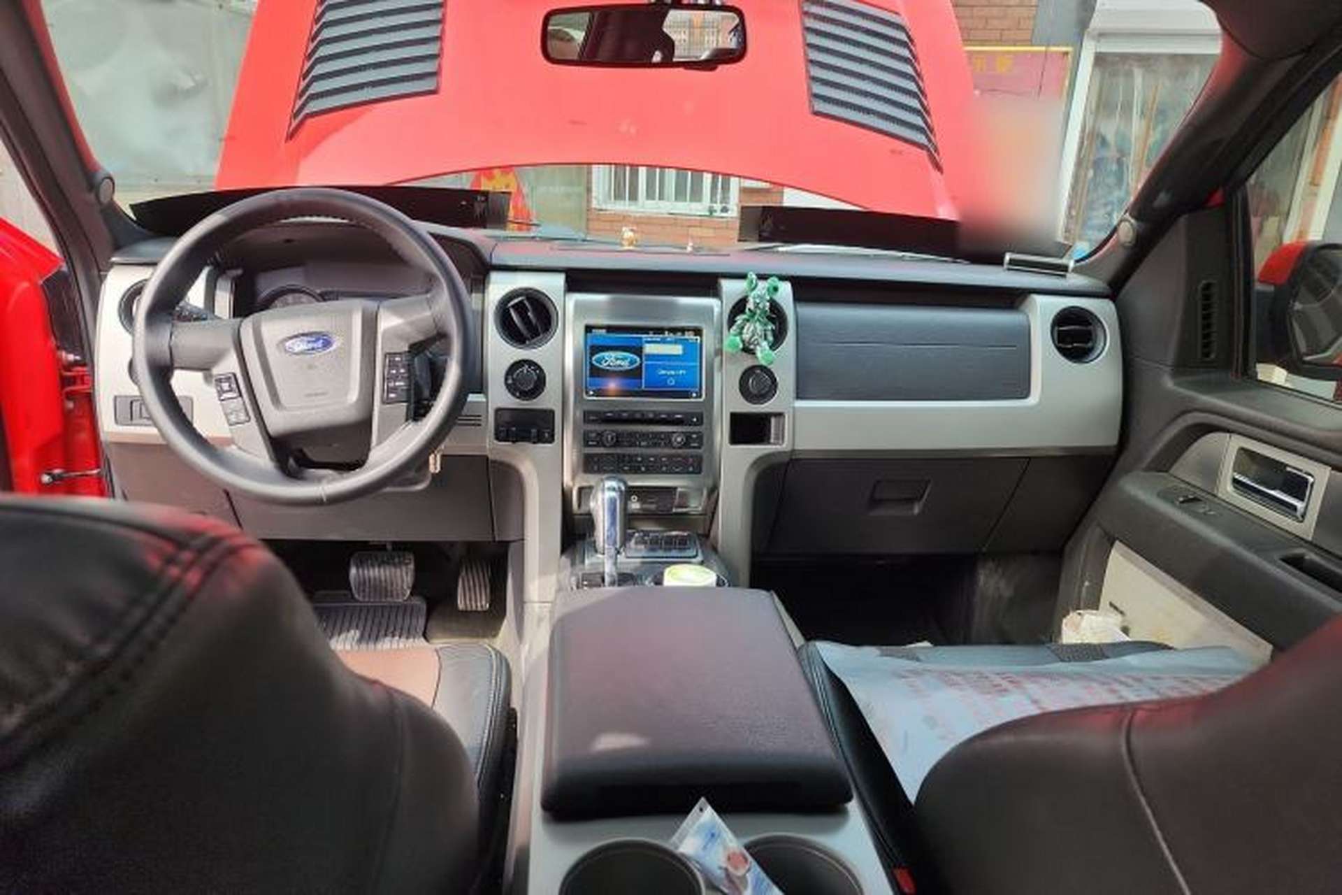 Used Ford F-150 Raptor  Center Console