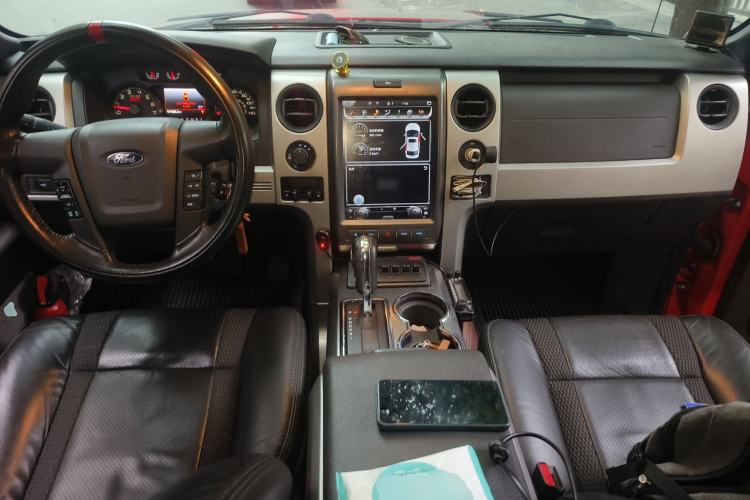 Used Ford F-150 Raptor  Center Console