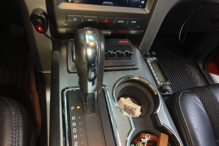 Used Ford F-150 Raptor  Gear Lever
