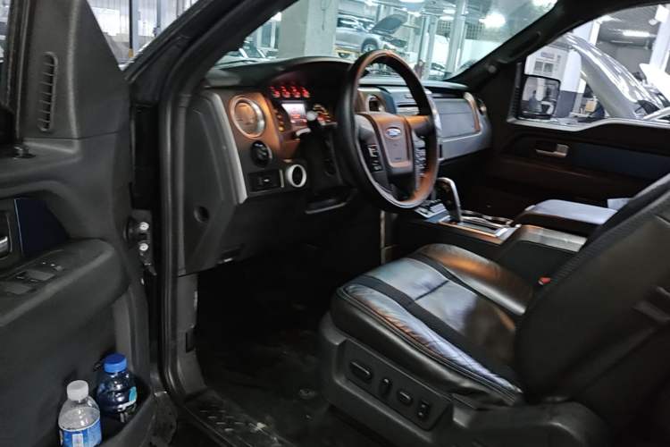 Used Ford F-150 Raptor  Driver Seat