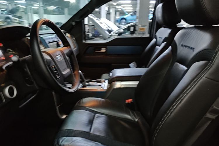 Used Ford F-150 Raptor  Left Front Seat