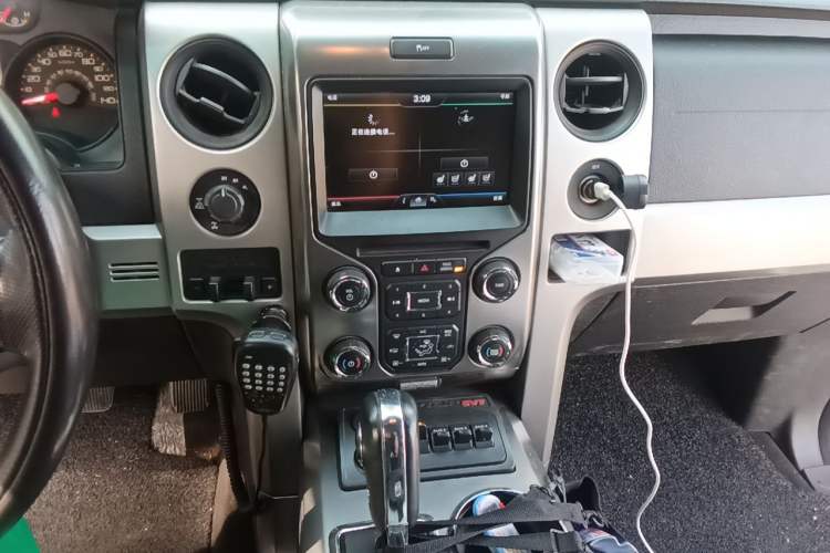 Used Ford F-150 Raptor  Audio And AC Panel