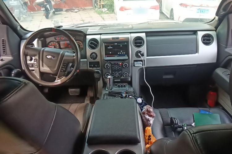 Used Ford F-150 Raptor  Center Console