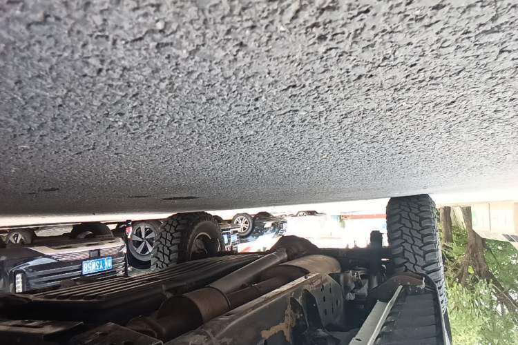 Used Ford F-150 Raptor  Chassis Front Right