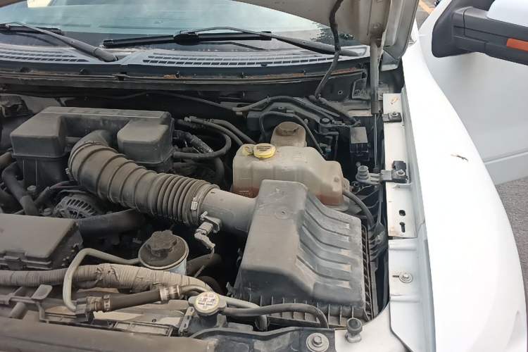 Used Ford F-150 Raptor  Engine Bay Left