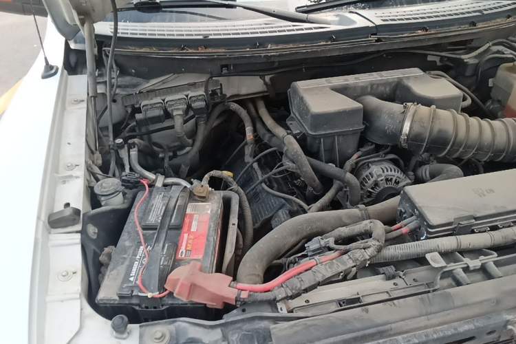 Used Ford F-150 Raptor  Engine Bay Right