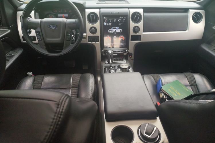 Used Ford F-150 Raptor  Center Console