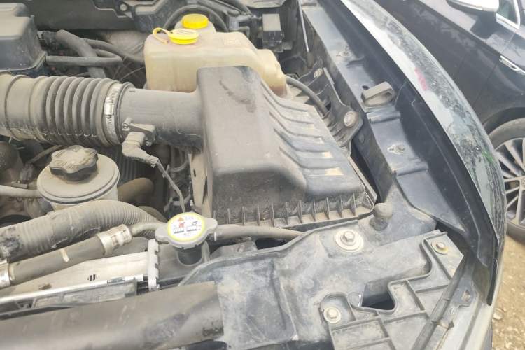 Used Ford F-150 Raptor  Engine Bay Left