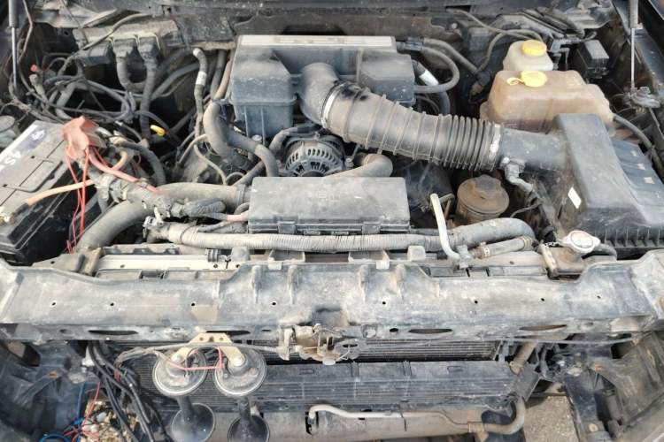 Used Ford F-150 Raptor 2014 6.2L U.S. Version Engine Bay