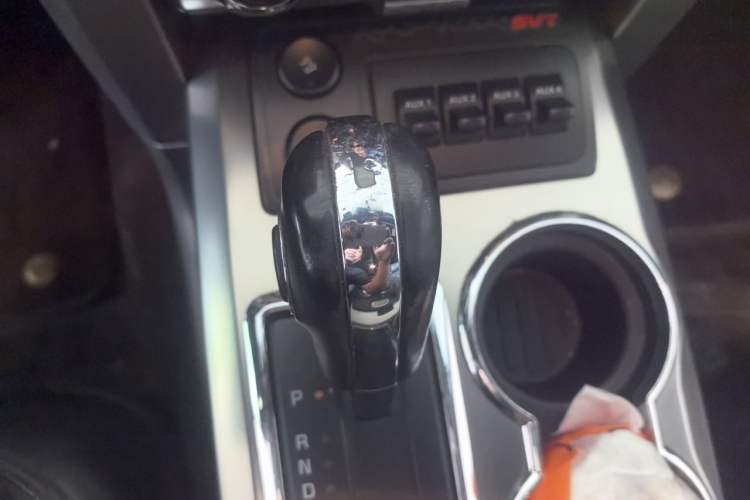 Used Ford F-150 Raptor 2014 6.2L U.S. Version Gear Lever
