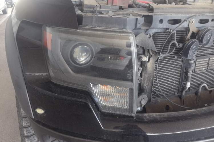 Used Ford F-150 Raptor 2014 6.2L U.S. Version Right Front Headlight