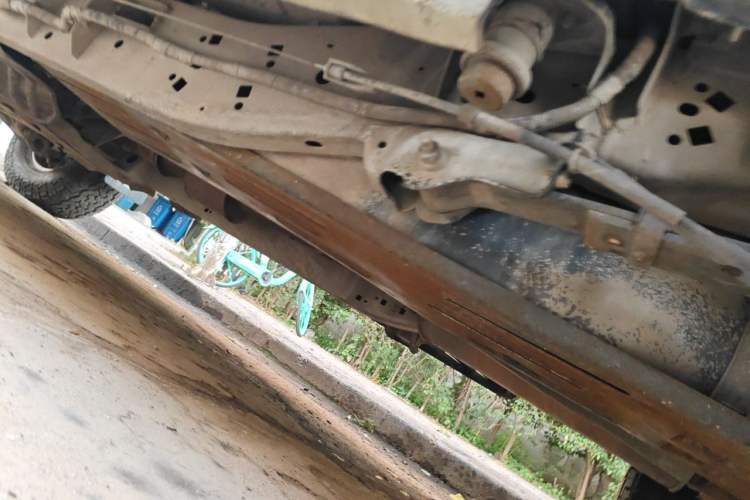 Used Ford F-150 Raptor  Chassis Rear Left